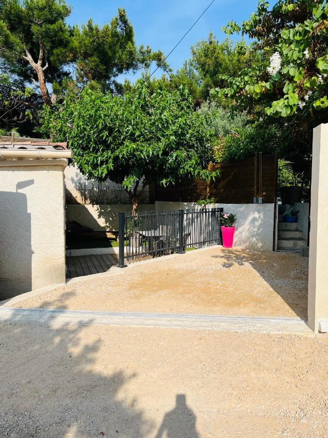 Au Charme Provencal Villa Allauch Eksteriør billede