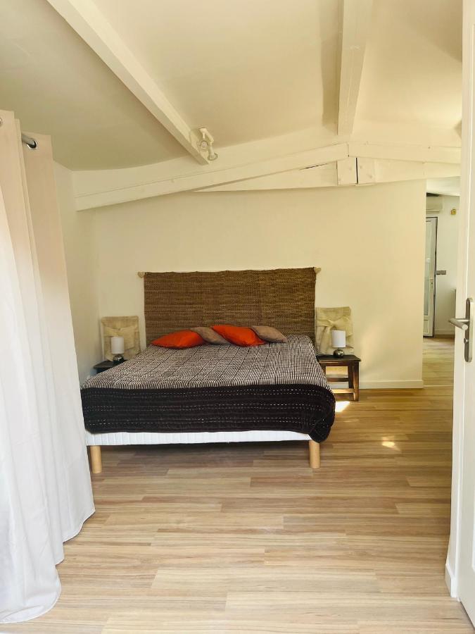 Au Charme Provencal Villa Allauch Eksteriør billede